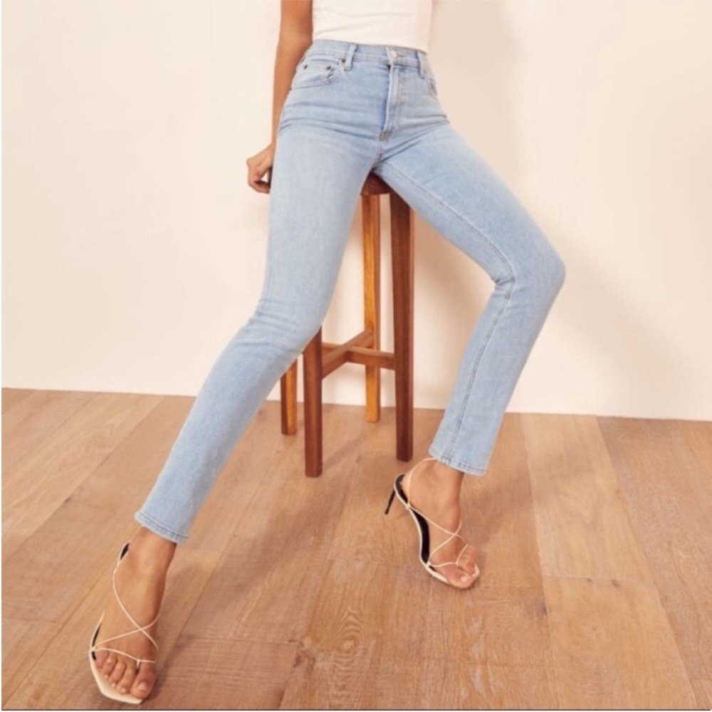 REFORMATION high & skinny jeans. Color: Amalfi